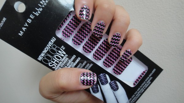 Maybelline-Color-Show-Fashion-Print-Nail-Stickers
