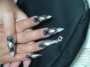 Long Edge Mani