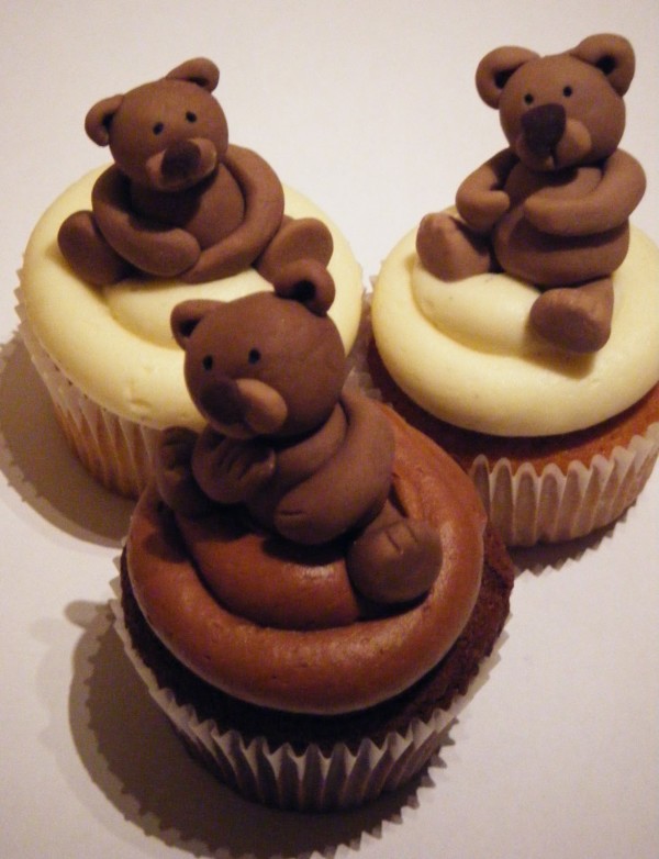brown-bear-cupcakes