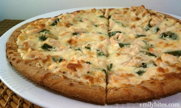 Alfredo Chicken pizza