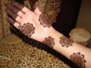 Latest New Stylish Beautiful Mehndi Designs